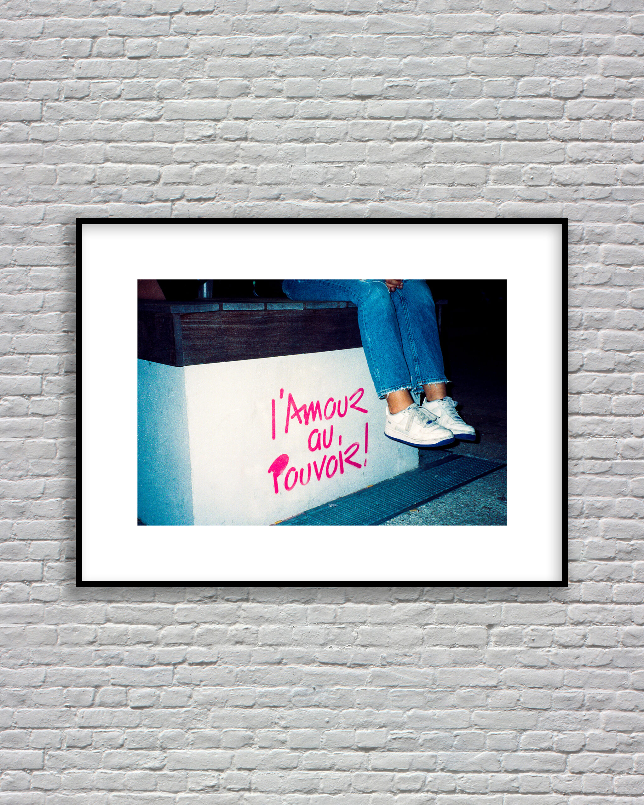 La Rochelle CineStill 800T - L'amour Au Pouvoir